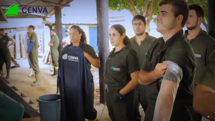 Alunos de pós-graduação Cenva para reprodução e produção de bovinos